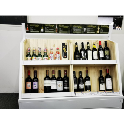 Liquor Store Display Shelving_1_-Qiao Song.jpg Liquor Store Display Shelving_1_-Qiao Song.jpg